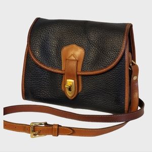 Vintage Dooney and Bourke Arrowhead Crossbody Navy AWL Shoulder Bag